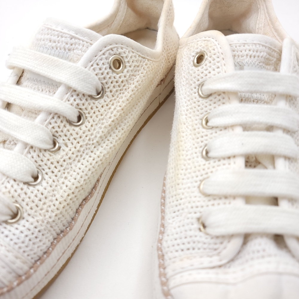 UGG Women’s Claudi Lifestyle Sneakers White Lace Up Shoes 1020094 Sz 7 - Picture 3 of 7